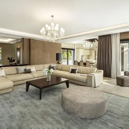 Esta En Primera Linea De Golf Chalet *